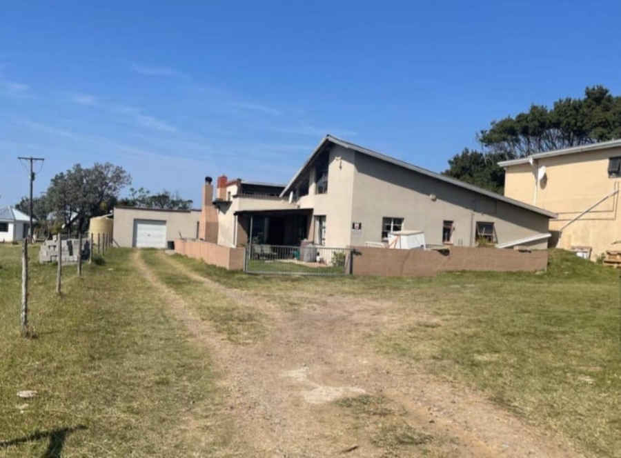Commercial Property for Sale in Cove Ridge East Eastern Cape